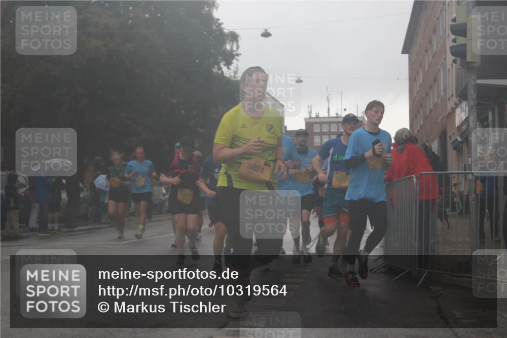 13.09.2026 - Kiel Lauf Markus Tischler http://msf.ph/oto/10319564 13.09.2026 10:50:54 Fleethörn 5924, 6015 meine-sportfotos.de