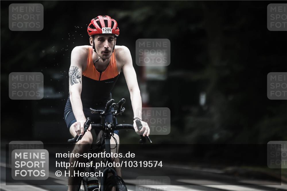 13.09.2026 - Stadtparktriathlon H.Heesch http://msf.ph/oto/10319574 13.09.2026 13:04:09 Radfahren 1260, 1275, 1289 meine-sportfotos.de