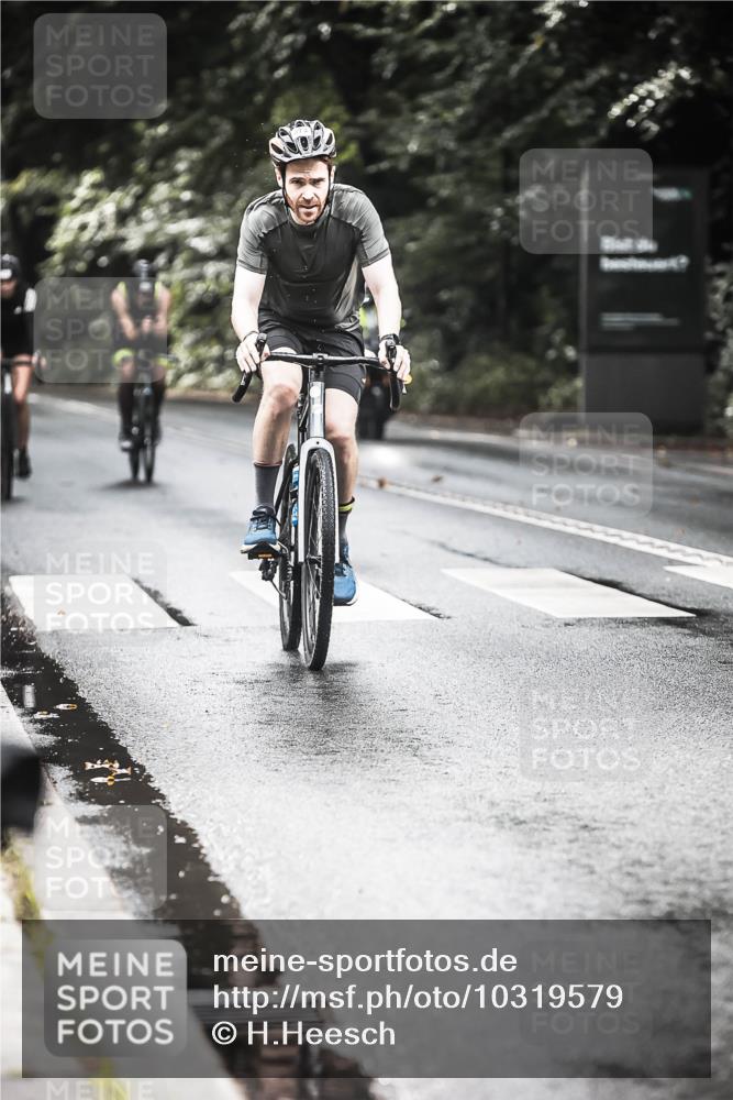13.09.2026 - Stadtparktriathlon H.Heesch http://msf.ph/oto/10319579 13.09.2026 11:55:42 Radfahren 786, 862, 873, 892 meine-sportfotos.de