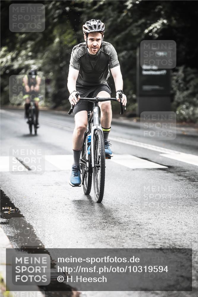 13.09.2026 - Stadtparktriathlon H.Heesch http://msf.ph/oto/10319594 13.09.2026 11:55:42 Radfahren 786, 862, 873, 892 meine-sportfotos.de