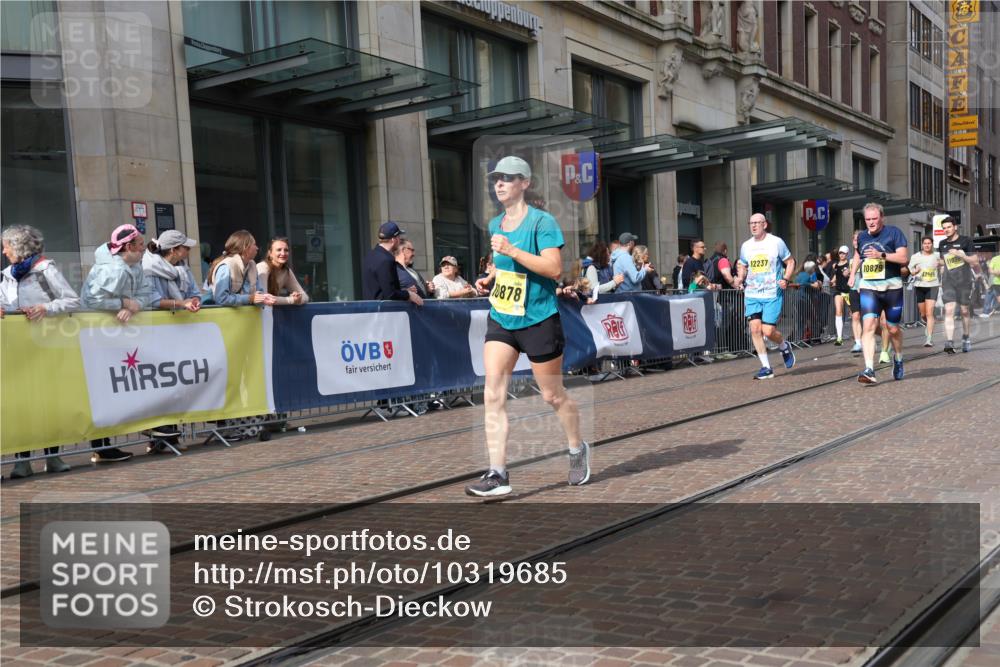 13.09.2026 - 21. swb-Marathon Bremen Strokosch-Dieckow http://msf.ph/oto/10319685 13.09.2026 10:58:26 Ziel 10254, 10485, 10787, 10794, 10832, 10878, 10879, 10948, 11030, 11189, 11228, 11278, 11488, 11743, 11955, 12130, 12176, 12180, 12237, 12320, 12414, 12499, 12505, 10249, 10494, 10530, 10673, 10750, 10798, 10828, 10903, 10914, 10931, 10932, 11004, 11120, 11131, 11152, 11202, 11295, 11384, 11388, 11403, 11420, 11455, 11686, 11750, 11752, 11884, 11906, 11952, 11953, 12017, 12092, 12180, 12386, 12387, 12441, 12482, 12518 meine-sportfotos.de