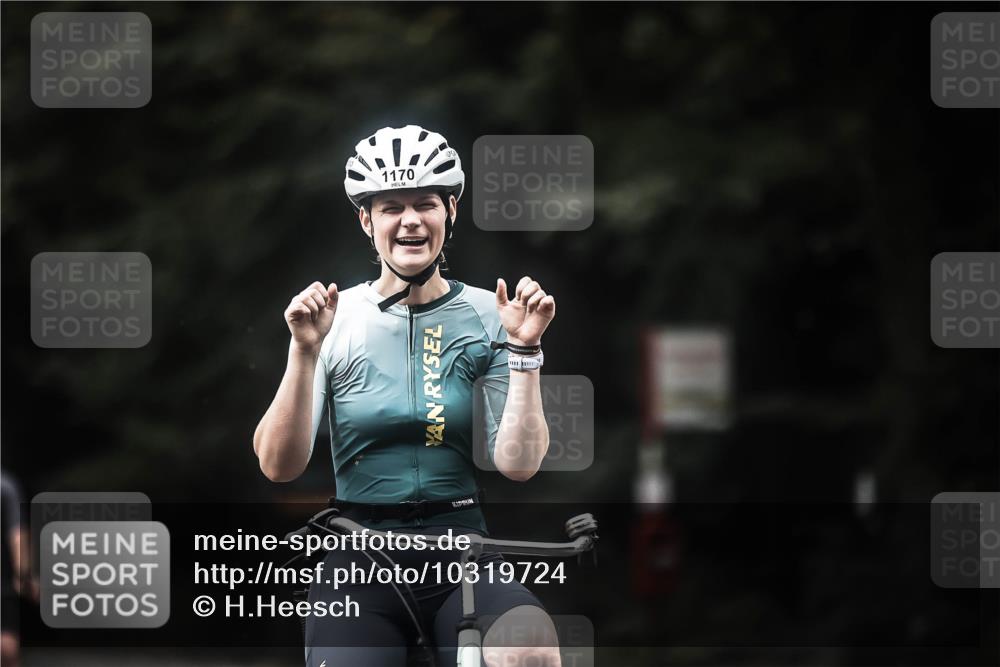 13.09.2026 - Stadtparktriathlon H.Heesch http://msf.ph/oto/10319724 13.09.2026 13:04:21 Radfahren 1170, 1196, 1245, 1261, 1269, 1275, 1297, 1301 meine-sportfotos.de