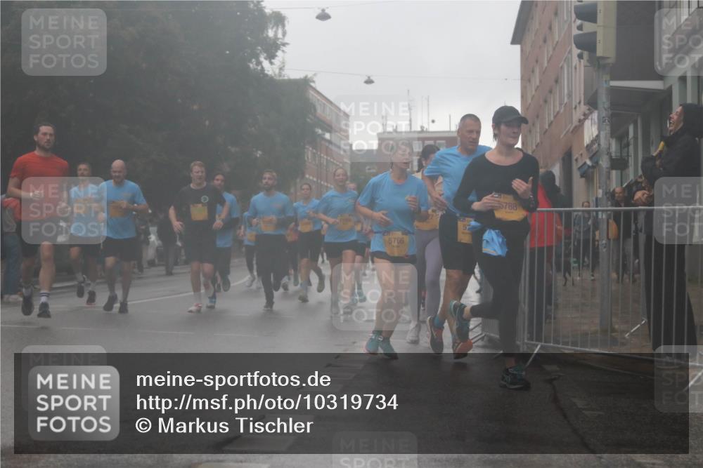 13.09.2026 - Kiel Lauf Markus Tischler http://msf.ph/oto/10319734 13.09.2026 10:51:11 Fleethörn 5766, 5788 meine-sportfotos.de