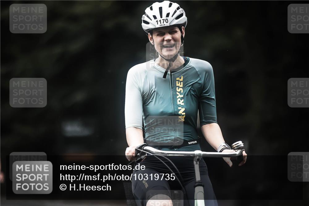 13.09.2026 - Stadtparktriathlon H.Heesch http://msf.ph/oto/10319735 13.09.2026 13:04:22 Radfahren 1170, 1196, 1245, 1261, 1269, 1297, 1301 meine-sportfotos.de