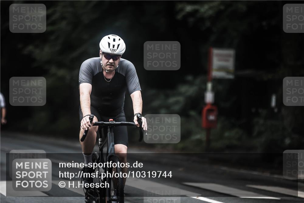 13.09.2026 - Stadtparktriathlon H.Heesch http://msf.ph/oto/10319744 13.09.2026 13:04:23 Radfahren 1170, 1196, 1245, 1261, 1269, 1297, 1301 meine-sportfotos.de