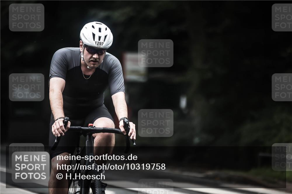 13.09.2026 - Stadtparktriathlon H.Heesch http://msf.ph/oto/10319758 13.09.2026 13:04:23 Radfahren 1170, 1196, 1245, 1261, 1269, 1297, 1301 meine-sportfotos.de