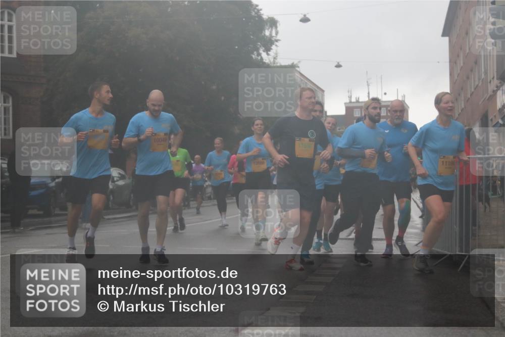 13.09.2026 - Kiel Lauf Markus Tischler http://msf.ph/oto/10319763 13.09.2026 10:51:14 Fleethörn 10049, 12088, 11556, 11166 meine-sportfotos.de
