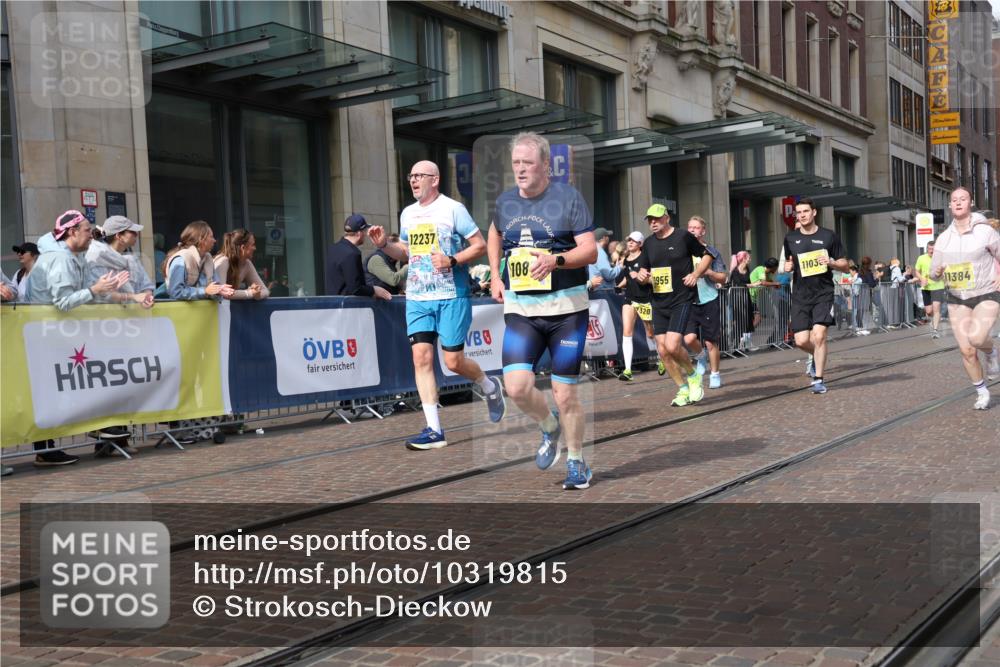 13.09.2026 - 21. swb-Marathon Bremen Strokosch-Dieckow http://msf.ph/oto/10319815 13.09.2026 10:58:28 Ziel 10254, 10485, 10787, 10794, 10832, 10878, 10948, 11030, 11189, 11228, 11267, 11278, 11488, 11743, 11955, 12130, 12176, 12237, 12320, 12414, 12499, 12505, 10249, 10494, 10530, 10673, 10750, 10798, 10828, 10878, 10879, 10914, 11004, 11120, 11131, 11152, 11202, 11295, 11384, 11388, 11403, 11420, 11455, 11686, 11750, 11752, 11884, 11906, 11952, 11953, 12017, 12092, 12180, 12386, 12387, 12441, 12482, 12499, 12518 meine-sportfotos.de