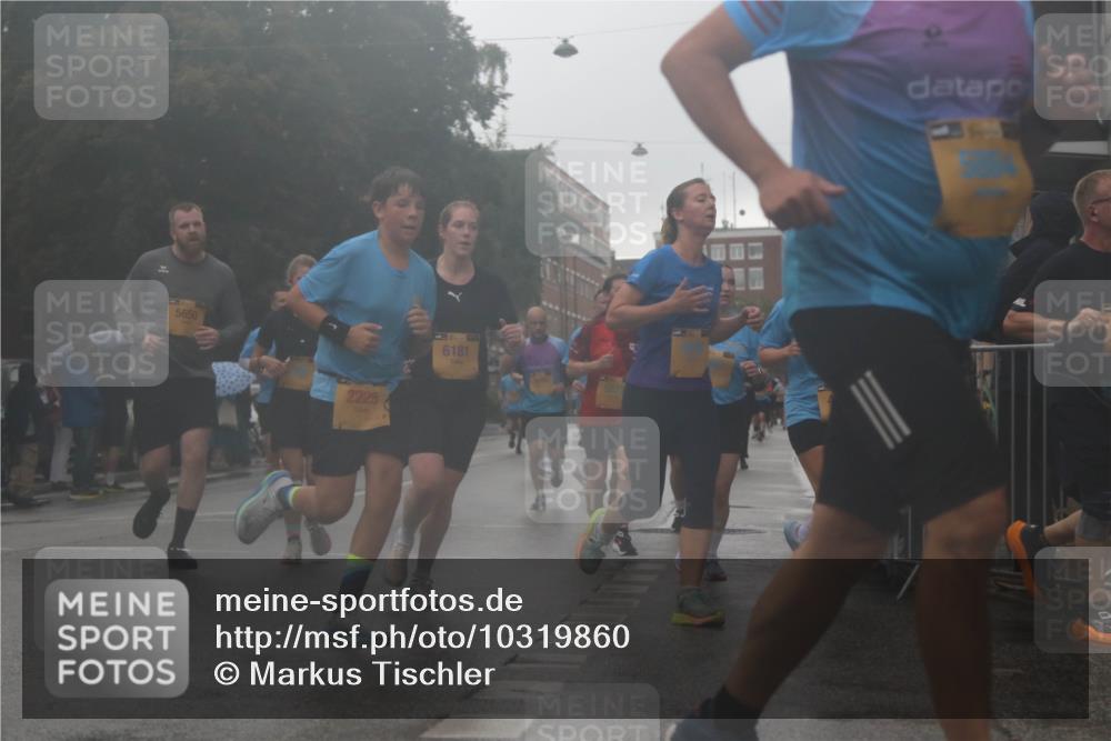 13.09.2026 - Kiel Lauf Markus Tischler http://msf.ph/oto/10319860 13.09.2026 10:51:25 Fleethörn 5650, 2225, 6181 meine-sportfotos.de