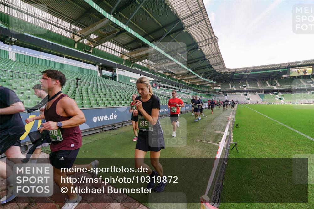 13.09.2026 - 21. swb-Marathon Bremen Michael Burmester http://msf.ph/oto/10319872 13.09.2026 13:18:59 Laufen im Stadion 311, 333, 404, 486, 512, 546, 732, 753, 837, 921, 938, 1156, 1431, 1506, 1765, 1844, 1868, 2056, 2123, 2137, 2224, 2240, 2294, 2315, 2357, 2358, 2453, 2557, 2563, 2601, 2614, 2622, 2626, 2647, 2689, 2702, 2703, 2722, 2786, 2843, 2845, 2849, 2857, 2879, 2880, 2893, 2944, 2983, 2999, 3031, 3046, 3072, 3096, 3100, 3116, 3146, 3180, 3189, 3198, 3210, 3243, 3263, 3285, 3287, 3315, 3337, 3421, 3476, 3537, 3548, 3619, 3633, 3654, 3740, 3879, 4478 meine-sportfotos.de
