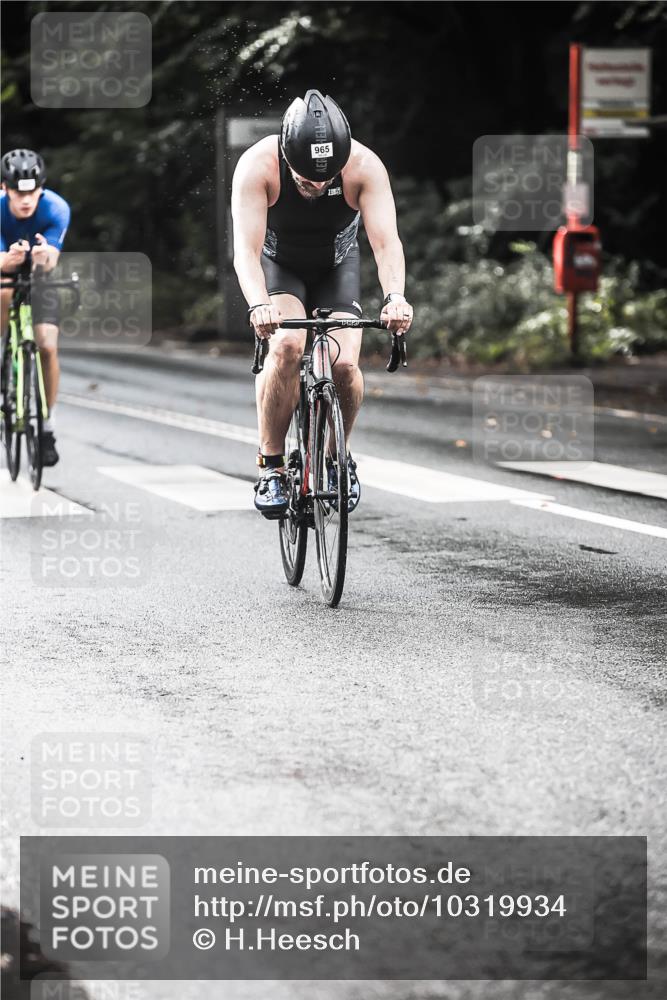 13.09.2026 - Stadtparktriathlon H.Heesch http://msf.ph/oto/10319934 13.09.2026 11:56:05 Radfahren 745, 857, 927, 965, 985 meine-sportfotos.de