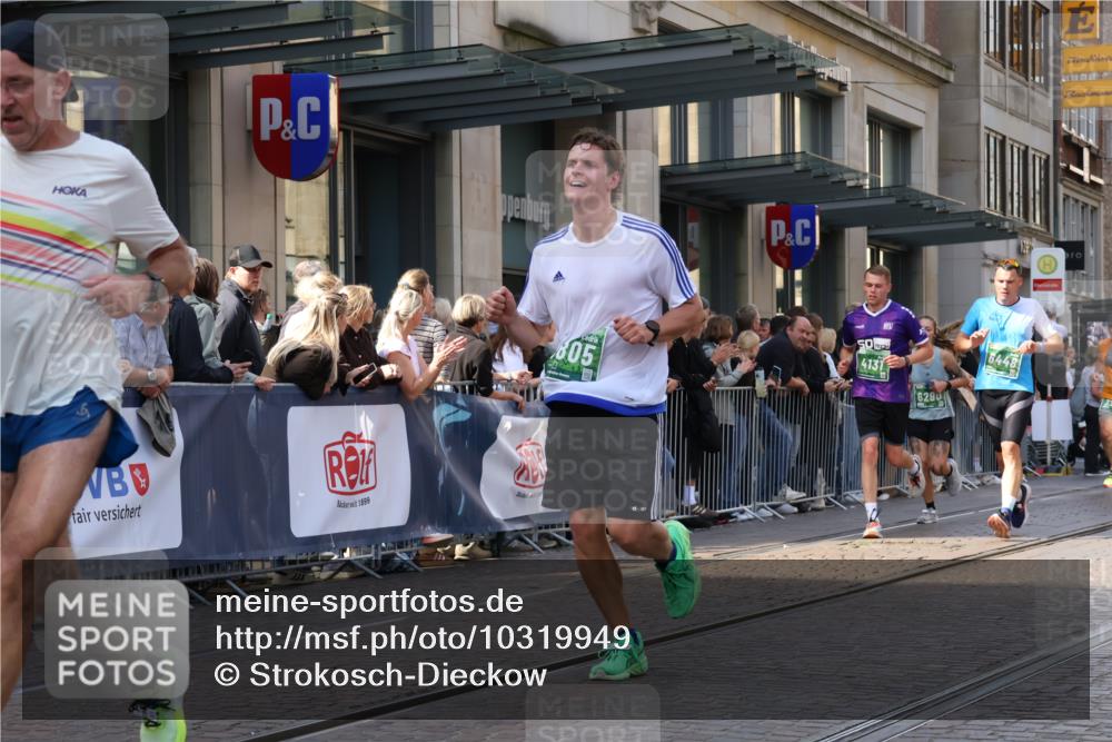 13.09.2026 - 21. swb-Marathon Bremen Strokosch-Dieckow http://msf.ph/oto/10319949 13.09.2026 13:17:42 Ziel 948, 1631, 1797, 1872, 2001, 2260, 2634, 2671, 3051, 3192, 3241, 3458, 3514, 3634, 4131, 4286, 4374, 4733, 5292, 5530, 5695, 5935, 5948, 6152, 6290, 6448, 8094, 8805, 8869, 8943, 8944, 9134, 9595, 9596, 9609, 9837, 13041, 560, 771, 1297, 2008, 2125, 2234, 2812, 3148, 3760, 4171, 4498, 4499, 4620, 5041, 5550, 5817, 6803, 7901, 8100, 8250, 8253, 8446, 8532, 8714, 9075, 9400, 9505, 13107 meine-sportfotos.de