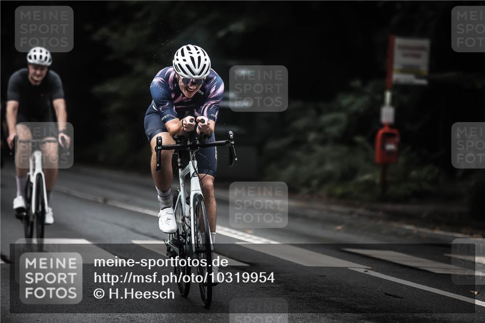 13.09.2026 - Stadtparktriathlon H.Heesch http://msf.ph/oto/10319954 13.09.2026 13:04:38 Radfahren 1205, 1211, 1268, 1271, 1286, 1316, 1338 meine-sportfotos.de