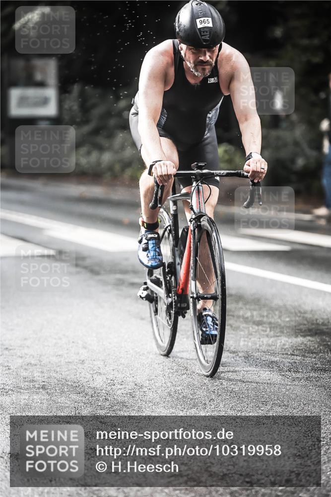 13.09.2026 - Stadtparktriathlon H.Heesch http://msf.ph/oto/10319958 13.09.2026 11:56:06 Radfahren 745, 857, 927, 965, 985 meine-sportfotos.de