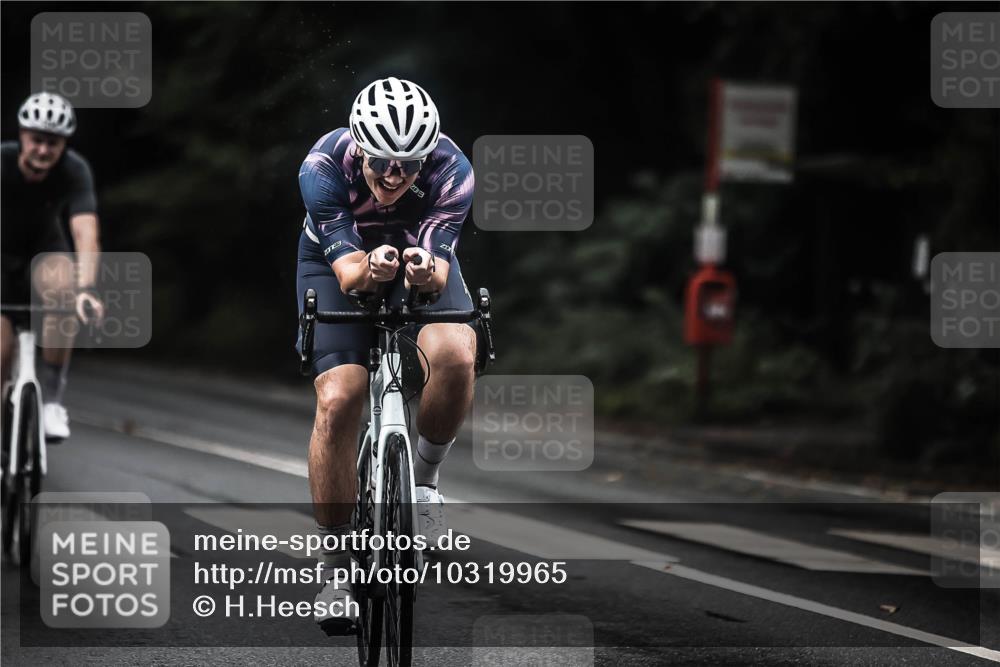 13.09.2026 - Stadtparktriathlon H.Heesch http://msf.ph/oto/10319965 13.09.2026 13:04:38 Radfahren 1205, 1211, 1268, 1271, 1286, 1316, 1338 meine-sportfotos.de