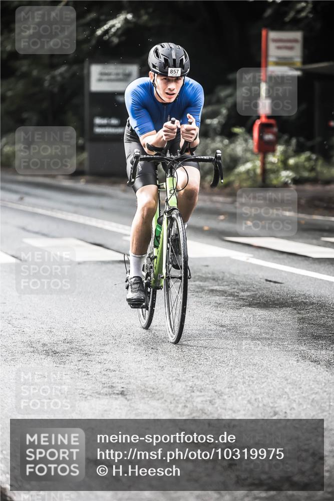 13.09.2026 - Stadtparktriathlon H.Heesch http://msf.ph/oto/10319975 13.09.2026 11:56:06 Radfahren 745, 857, 927, 965, 985 meine-sportfotos.de