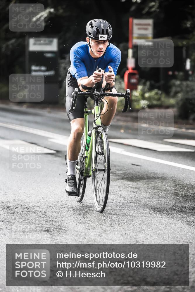 13.09.2026 - Stadtparktriathlon H.Heesch http://msf.ph/oto/10319982 13.09.2026 11:56:06 Radfahren 745, 857, 927, 965, 985 meine-sportfotos.de