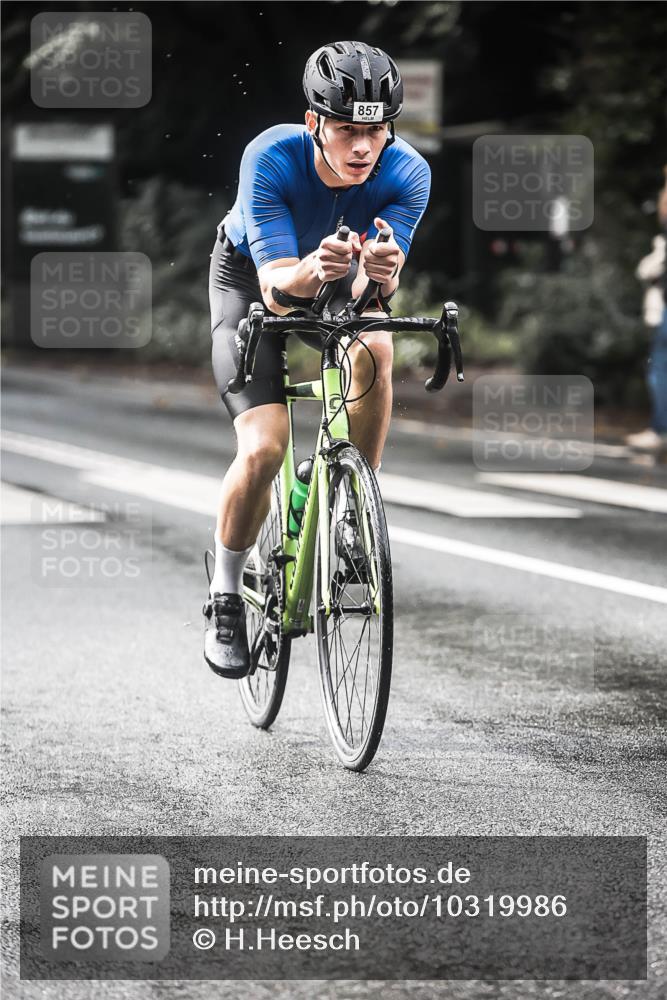 13.09.2026 - Stadtparktriathlon H.Heesch http://msf.ph/oto/10319986 13.09.2026 11:56:07 Radfahren 745, 857, 927, 965, 985 meine-sportfotos.de