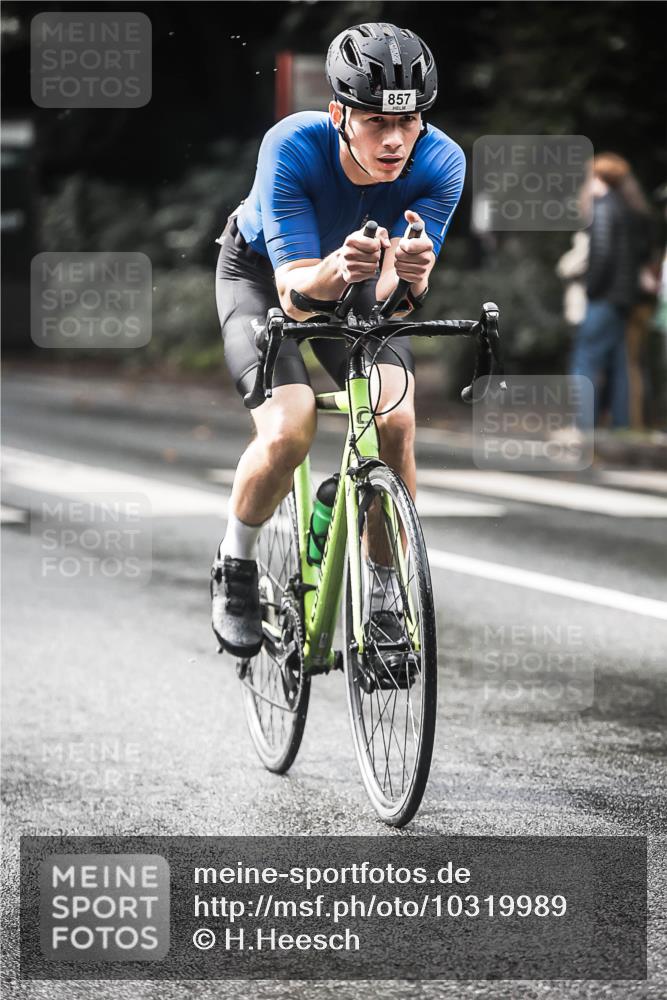 13.09.2026 - Stadtparktriathlon H.Heesch http://msf.ph/oto/10319989 13.09.2026 11:56:07 Radfahren 745, 857, 927, 965, 985 meine-sportfotos.de