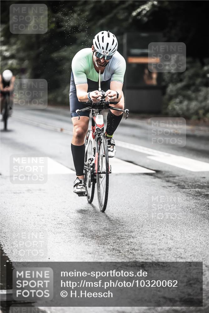13.09.2026 - Stadtparktriathlon H.Heesch http://msf.ph/oto/10320062 13.09.2026 11:56:20 Radfahren 842, 858, 879, 919, 990, 1059 meine-sportfotos.de