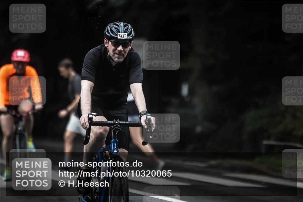 13.09.2026 - Stadtparktriathlon H.Heesch http://msf.ph/oto/10320065 13.09.2026 13:04:42 Radfahren 1205, 1211, 1241, 1268, 1271, 1316, 1338 meine-sportfotos.de
