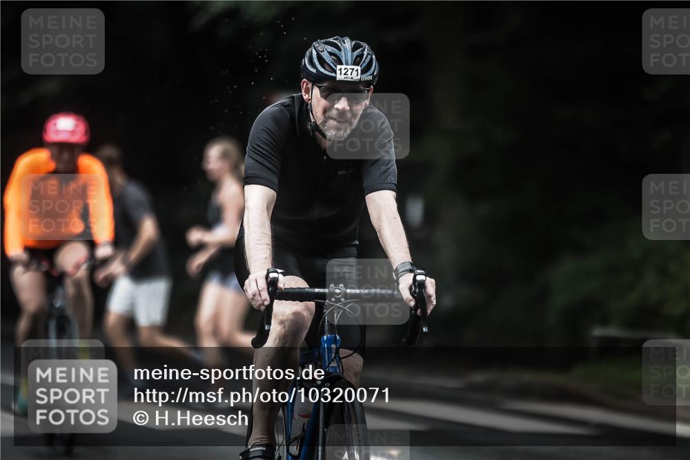 13.09.2026 - Stadtparktriathlon H.Heesch http://msf.ph/oto/10320071 13.09.2026 13:04:42 Radfahren 1205, 1211, 1241, 1268, 1271, 1316, 1338 meine-sportfotos.de