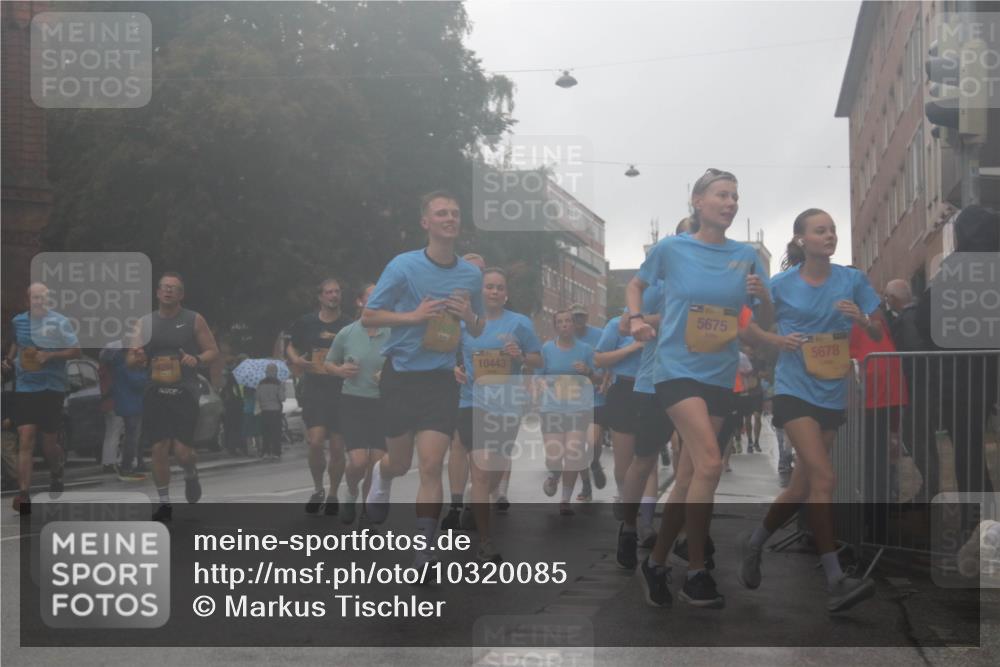 13.09.2026 - Kiel Lauf Markus Tischler http://msf.ph/oto/10320085 13.09.2026 10:51:44 Fleethörn 10443, 5675, 5678 meine-sportfotos.de