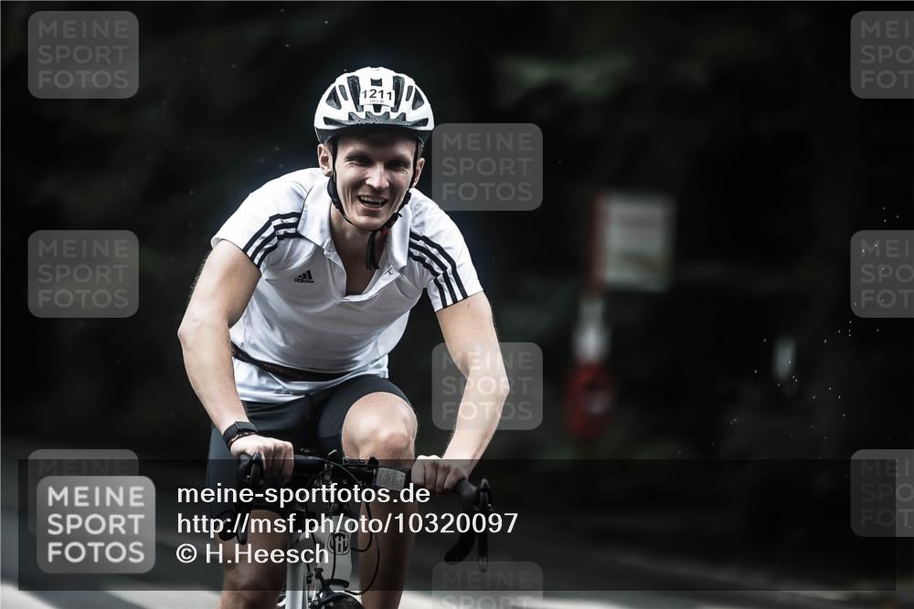 13.09.2026 - Stadtparktriathlon H.Heesch http://msf.ph/oto/10320097 13.09.2026 13:04:44 Radfahren 1192, 1205, 1211, 1241, 1268, 1271, 1316 meine-sportfotos.de