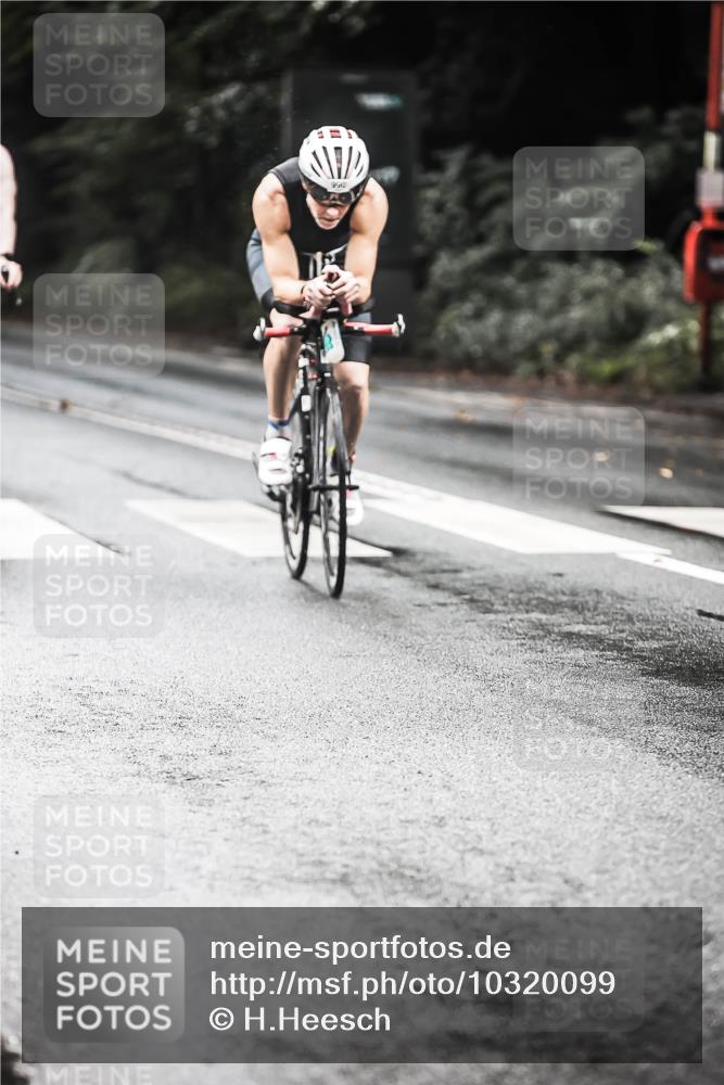 13.09.2026 - Stadtparktriathlon H.Heesch http://msf.ph/oto/10320099 13.09.2026 11:56:22 Radfahren 816, 842, 858, 879, 919, 990 meine-sportfotos.de