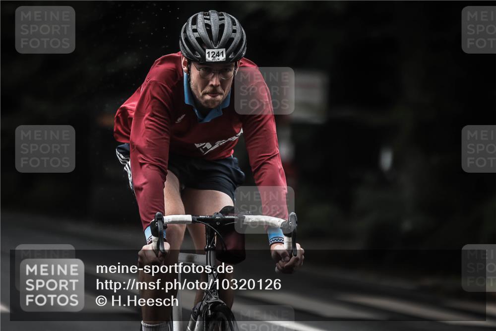 13.09.2026 - Stadtparktriathlon H.Heesch http://msf.ph/oto/10320126 13.09.2026 13:04:49 Radfahren 1084, 1192, 1211, 1241, 1278, 1359, 1392 meine-sportfotos.de