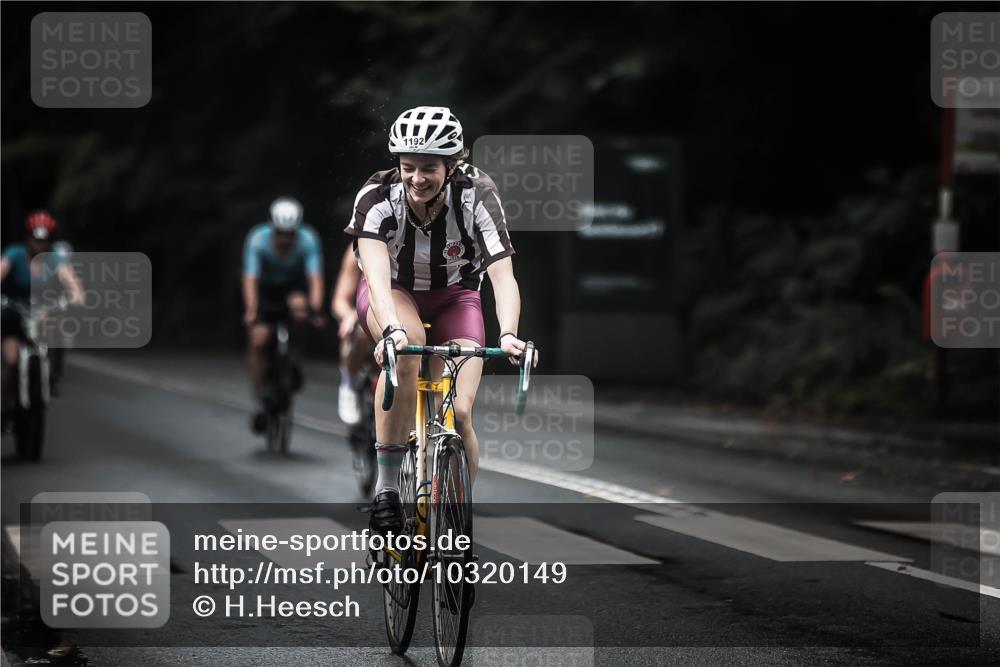 13.09.2026 - Stadtparktriathlon H.Heesch http://msf.ph/oto/10320149 13.09.2026 13:04:50 Radfahren 1084, 1192, 1241, 1278, 1359, 1392 meine-sportfotos.de