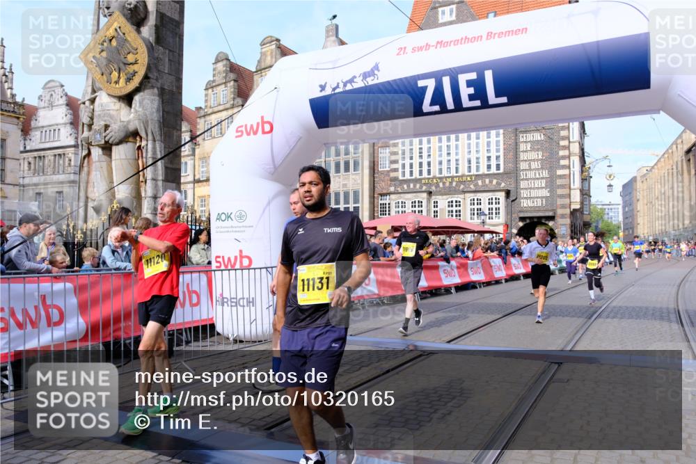 13.09.2026 - 21. swb-Marathon Bremen Tim E. http://msf.ph/oto/10320165 13.09.2026 10:58:34 Ziel 10249, 10494, 10530, 10673, 10750, 10798, 10828, 10903, 10914, 10931, 10932, 11004, 11120, 11131, 11152, 11202, 11295, 11388, 11403, 11420, 11455, 11686, 11750, 11752, 11884, 11906, 11952, 11953, 12017, 12092, 12386, 12387, 12441, 12482, 12518 meine-sportfotos.de