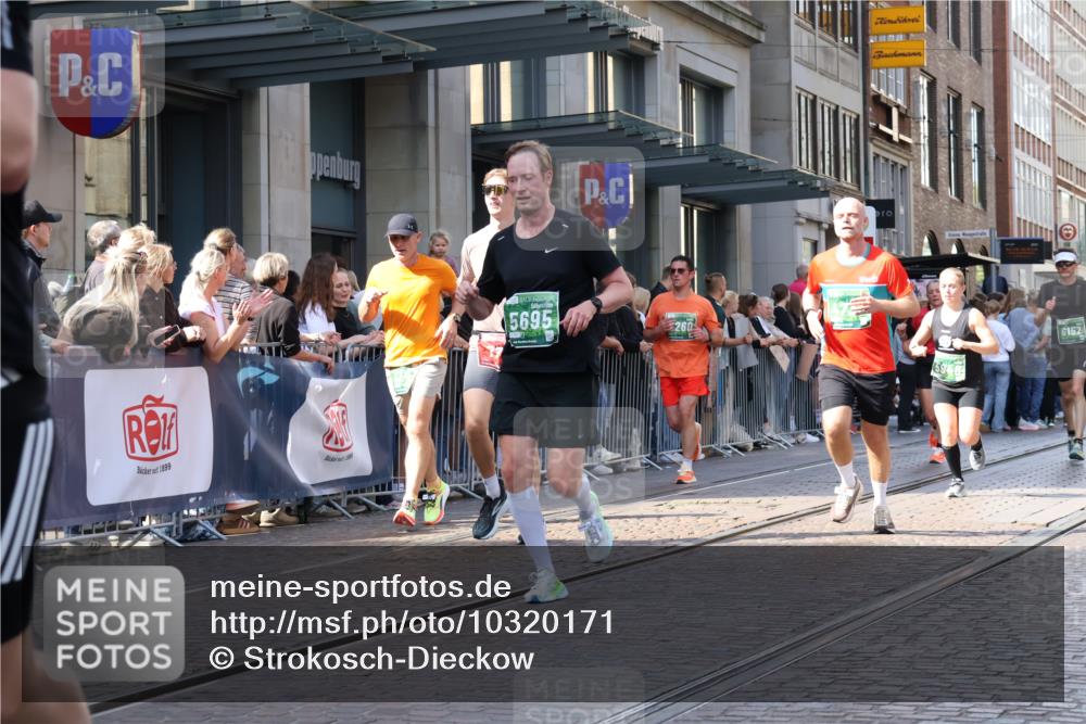 13.09.2026 - 21. swb-Marathon Bremen Strokosch-Dieckow http://msf.ph/oto/10320171 13.09.2026 13:17:46 Ziel 948, 1631, 1797, 1872, 2001, 2260, 2634, 2671, 3192, 3241, 3458, 3514, 3634, 4131, 4733, 5292, 5695, 5935, 5948, 6152, 6290, 6448, 8094, 8805, 8869, 8943, 8944, 9134, 9595, 9596, 9609, 9837, 10065, 13041, 560, 771, 1297, 2008, 2125, 2234, 2812, 3051, 3192, 3760, 4171, 4286, 4374, 4498, 4499, 4620, 5041, 5530, 5550, 5817, 6803, 7901, 8100, 8250, 8253, 8446, 8532, 8714, 9075, 9400, 9505, 13107 meine-sportfotos.de