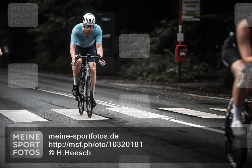 13.09.2026 - Stadtparktriathlon H.Heesch http://msf.ph/oto/10320181 13.09.2026 13:04:52 Radfahren 1084, 1192, 1241, 1278, 1304, 1359, 1392 meine-sportfotos.de