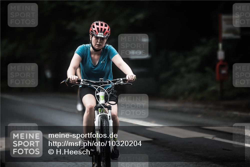 13.09.2026 - Stadtparktriathlon H.Heesch http://msf.ph/oto/10320204 13.09.2026 13:04:54 Radfahren 1084, 1192, 1208, 1278, 1304, 1359, 1392 meine-sportfotos.de