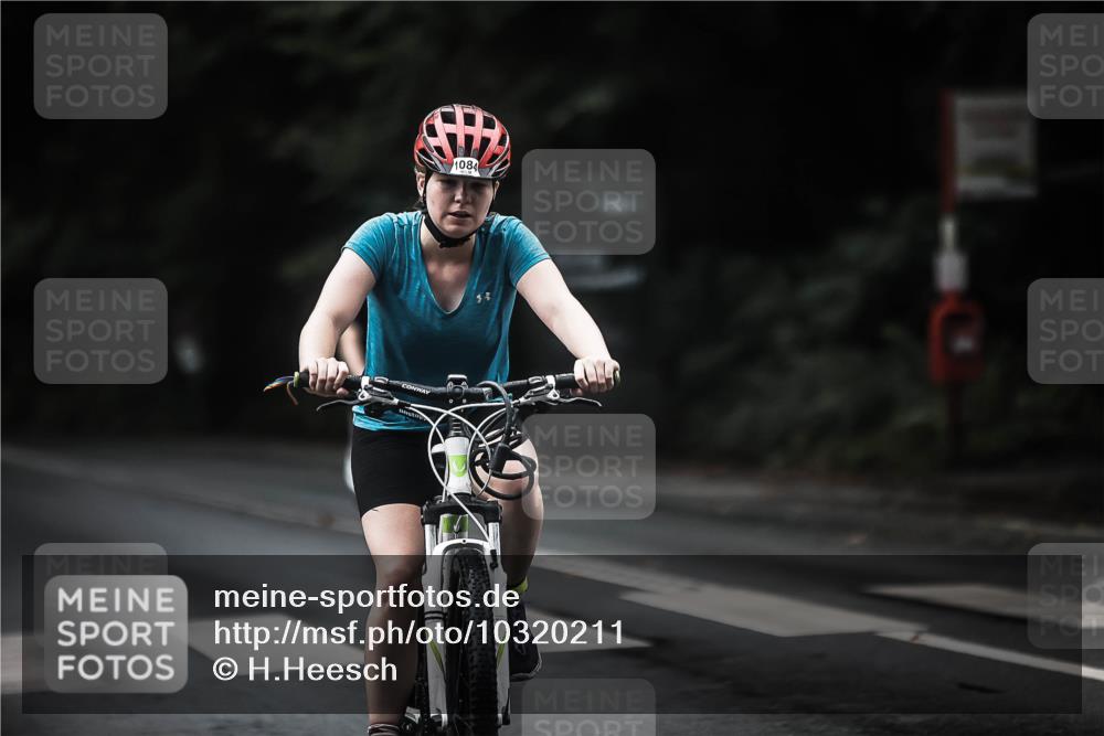 13.09.2026 - Stadtparktriathlon H.Heesch http://msf.ph/oto/10320211 13.09.2026 13:04:54 Radfahren 1084, 1192, 1208, 1278, 1304, 1359, 1392 meine-sportfotos.de