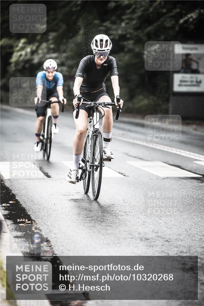 13.09.2026 - Stadtparktriathlon H.Heesch http://msf.ph/oto/10320268 13.09.2026 11:56:29 Radfahren 740, 776, 803, 816, 842, 858, 919, 1001 meine-sportfotos.de