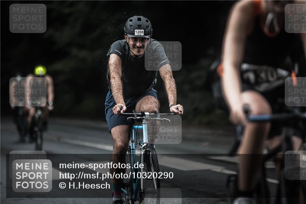 13.09.2026 - Stadtparktriathlon H.Heesch http://msf.ph/oto/10320290 13.09.2026 13:04:59 Radfahren 1084, 1208, 1278, 1284, 1304, 1333, 1346, 1372, 1374, 1409, 1410, 1424 meine-sportfotos.de