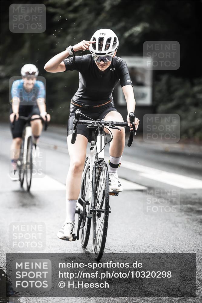 13.09.2026 - Stadtparktriathlon H.Heesch http://msf.ph/oto/10320298 13.09.2026 11:56:30 Radfahren 740, 776, 803, 816, 842, 919, 1001 meine-sportfotos.de