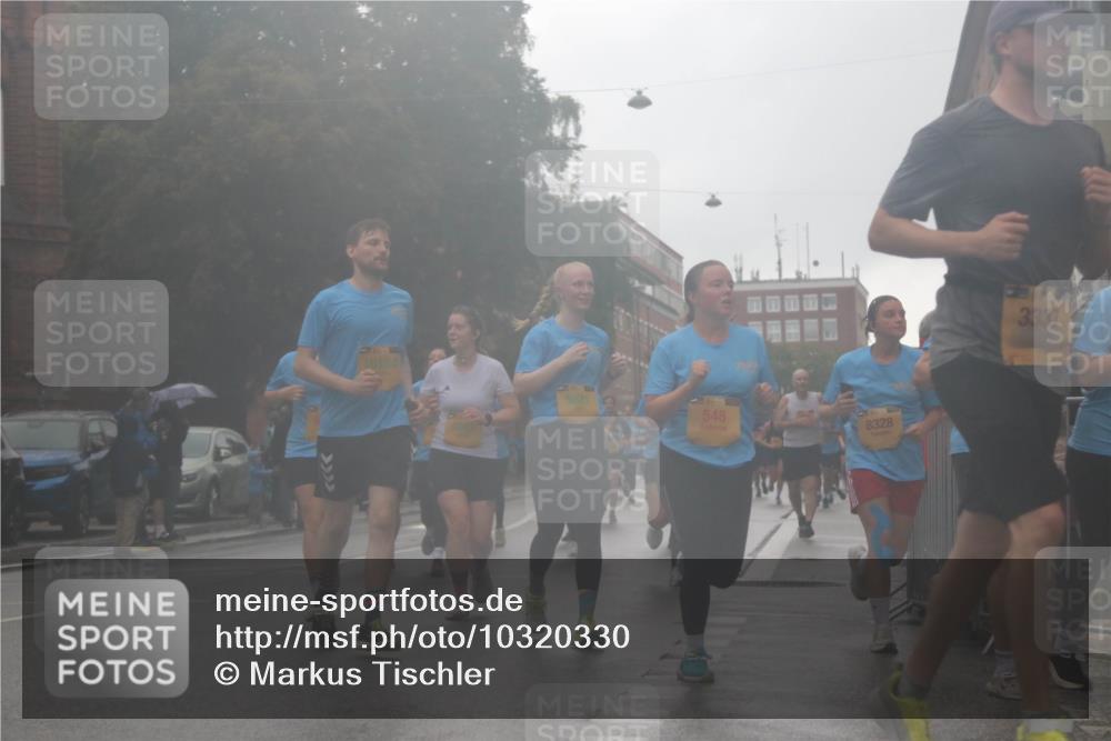 13.09.2026 - Kiel Lauf Markus Tischler http://msf.ph/oto/10320330 13.09.2026 10:52:09 Fleethörn 1, 33, 548, 8328, 3331 meine-sportfotos.de