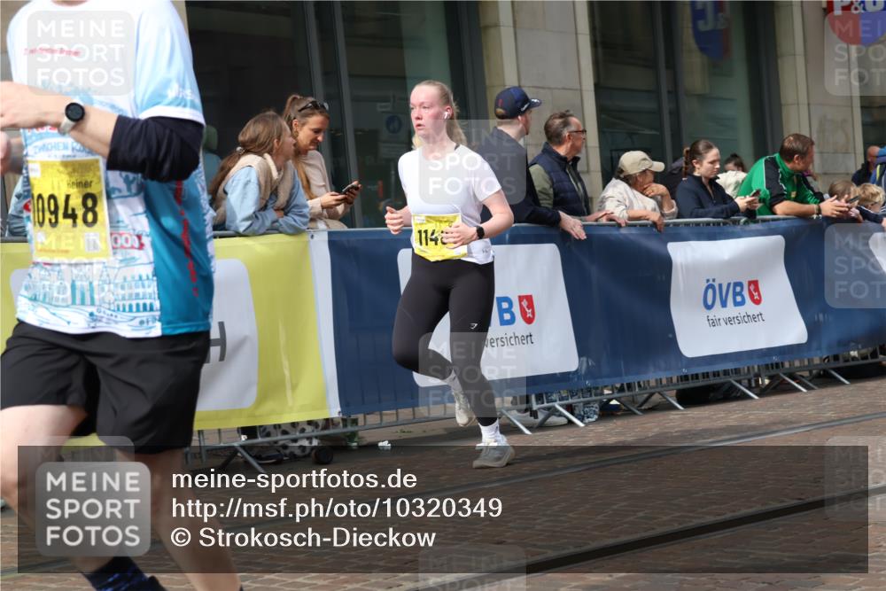 13.09.2026 - 21. swb-Marathon Bremen Strokosch-Dieckow http://msf.ph/oto/10320349 13.09.2026 10:58:41 Ziel 10254, 10383, 10415, 10427, 10477, 10485, 10668, 10787, 10794, 10832, 10843, 10948, 11034, 11267, 11278, 11602, 11913, 12015, 12127, 12130, 12131, 12176, 12200, 12271, 12297, 12414, 10878, 10879, 11004, 11030, 11152, 11189, 11228, 11384, 11403, 11455, 11488, 11686, 11743, 11750, 11953, 11955, 12092, 12180, 12237, 12320, 12499, 12505, 12518 meine-sportfotos.de