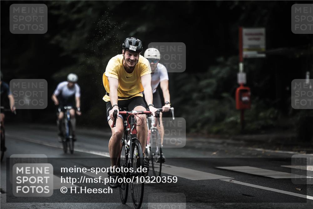 13.09.2026 - Stadtparktriathlon H.Heesch http://msf.ph/oto/10320359 13.09.2026 13:05:03 Radfahren 1208, 1284, 1304, 1306, 1333, 1346, 1372, 1374, 1386, 1409, 1410, 1424 meine-sportfotos.de