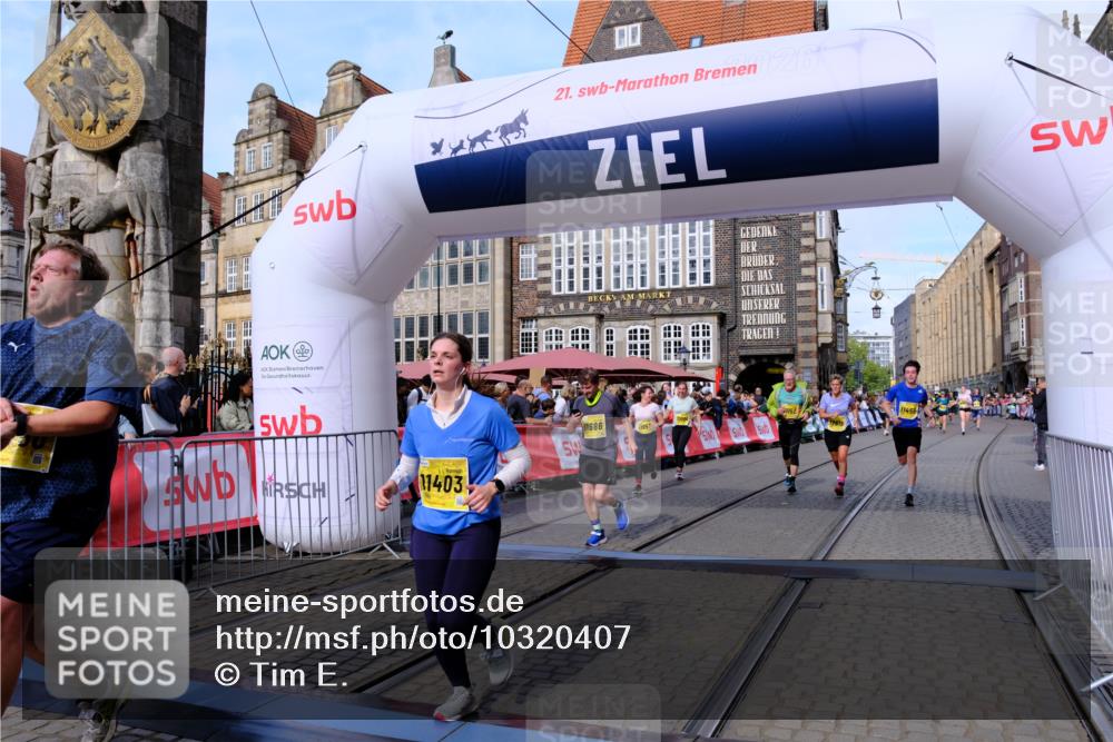 13.09.2026 - 21. swb-Marathon Bremen Tim E. http://msf.ph/oto/10320407 13.09.2026 10:58:39 Ziel 10249, 10494, 10530, 10750, 10798, 11004, 11120, 11131, 11152, 11202, 11295, 11384, 11388, 11403, 11420, 11455, 11686, 11750, 11752, 11906, 11952, 11953, 12017, 12092, 12180, 12386, 12387, 12518 meine-sportfotos.de