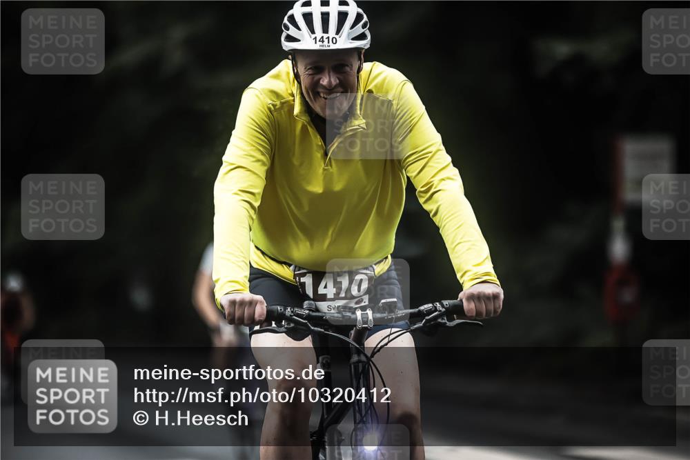 13.09.2026 - Stadtparktriathlon H.Heesch http://msf.ph/oto/10320412 13.09.2026 13:05:06 Radfahren 1284, 1306, 1333, 1336, 1346, 1372, 1374, 1386, 1409, 1410, 1424 meine-sportfotos.de
