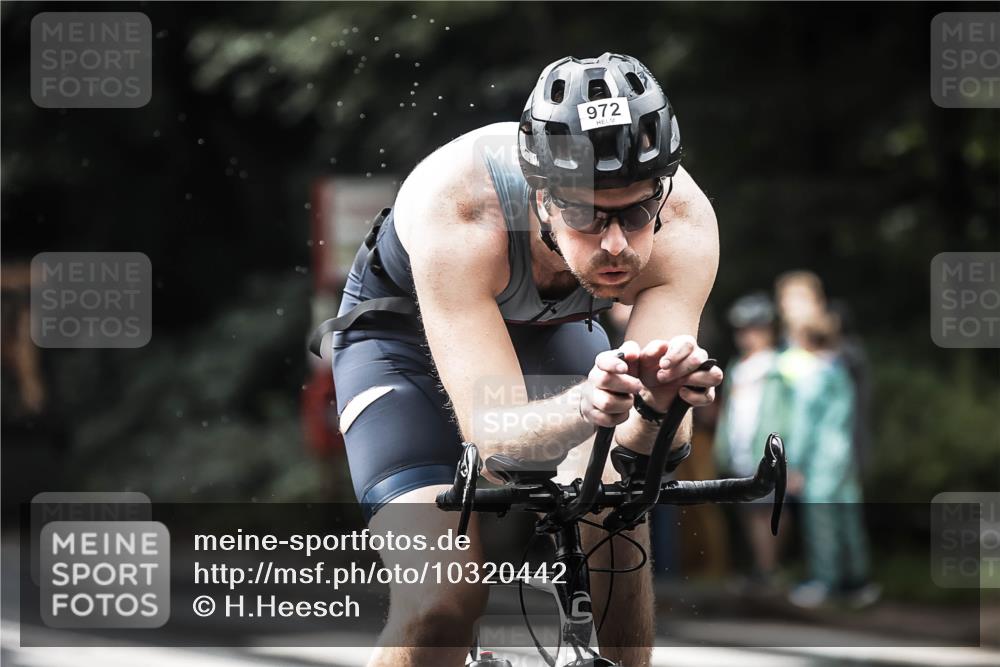 13.09.2026 - Stadtparktriathlon H.Heesch http://msf.ph/oto/10320442 13.09.2026 11:56:42 Radfahren 941, 952, 972 meine-sportfotos.de