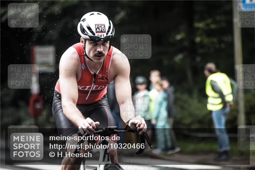 13.09.2026 - Stadtparktriathlon H.Heesch http://msf.ph/oto/10320466 13.09.2026 11:56:43 Radfahren 941, 952, 972 meine-sportfotos.de