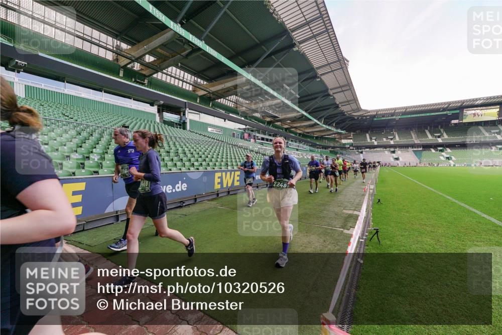 13.09.2026 - 21. swb-Marathon Bremen Michael Burmester http://msf.ph/oto/10320526 13.09.2026 13:20:06 Laufen im Stadion 333, 464, 486, 512, 704, 921, 938, 1066, 1129, 1156, 1409, 1431, 1439, 1446, 1506, 1697, 1756, 1765, 1815, 1846, 1916, 2010, 2028, 2064, 2139, 2224, 2240, 2278, 2315, 2349, 2394, 2395, 2417, 2437, 2501, 2519, 2533, 2557, 2563, 2588, 2622, 2626, 2689, 2694, 2695, 2702, 2703, 2722, 2756, 2786, 2793, 2843, 2845, 2886, 2944, 2983, 3004, 3017, 3018, 3031, 3035, 3036, 3037, 3046, 3059, 3072, 3102, 3116, 3139, 3189, 3198, 3243, 3263, 3264, 3285, 3287, 3310, 3315, 3619 meine-sportfotos.de