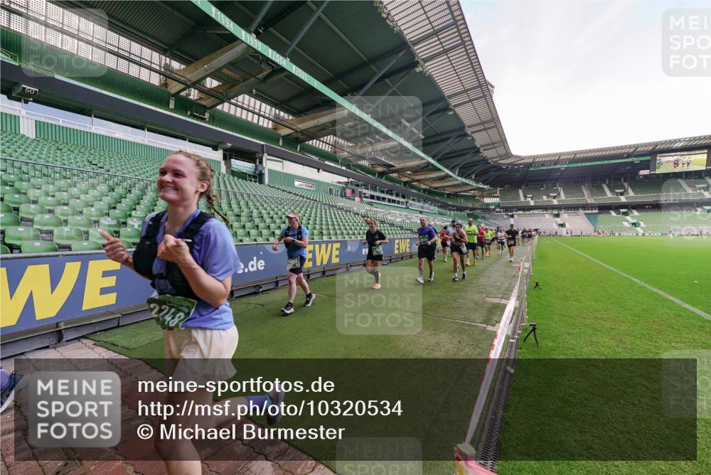 13.09.2026 - 21. swb-Marathon Bremen Michael Burmester http://msf.ph/oto/10320534 13.09.2026 13:20:07 Laufen im Stadion 333, 464, 486, 512, 704, 921, 938, 1066, 1129, 1156, 1409, 1431, 1439, 1446, 1506, 1697, 1756, 1765, 1815, 1846, 1916, 2010, 2028, 2064, 2139, 2224, 2240, 2278, 2315, 2349, 2394, 2395, 2417, 2437, 2501, 2519, 2533, 2557, 2563, 2588, 2622, 2626, 2689, 2694, 2695, 2702, 2703, 2722, 2756, 2786, 2793, 2843, 2845, 2886, 2944, 2983, 3004, 3017, 3018, 3031, 3035, 3036, 3037, 3046, 3059, 3072, 3102, 3116, 3139, 3189, 3198, 3243, 3263, 3264, 3285, 3287, 3310, 3315, 3619 meine-sportfotos.de