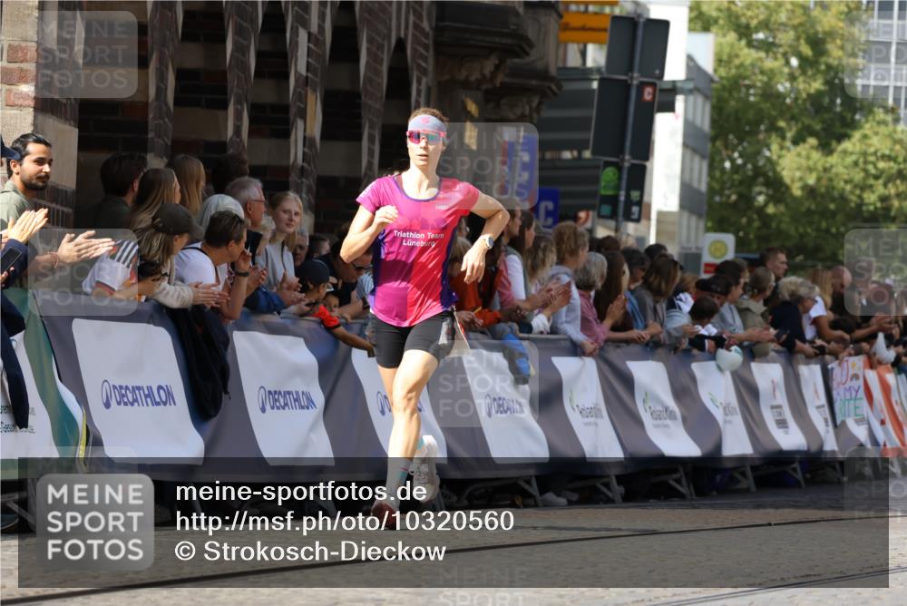 13.09.2026 - 21. swb-Marathon Bremen Strokosch-Dieckow http://msf.ph/oto/10320560 13.09.2026 13:08:31 Ziel 2098, 2266, 2844, 3808, 4247, 5594, 6692, 9582, 13091, 715, 3110, 3276, 4033, 5377, 6842, 7064, 7121, 8555, 9240, 9411, 9702 meine-sportfotos.de