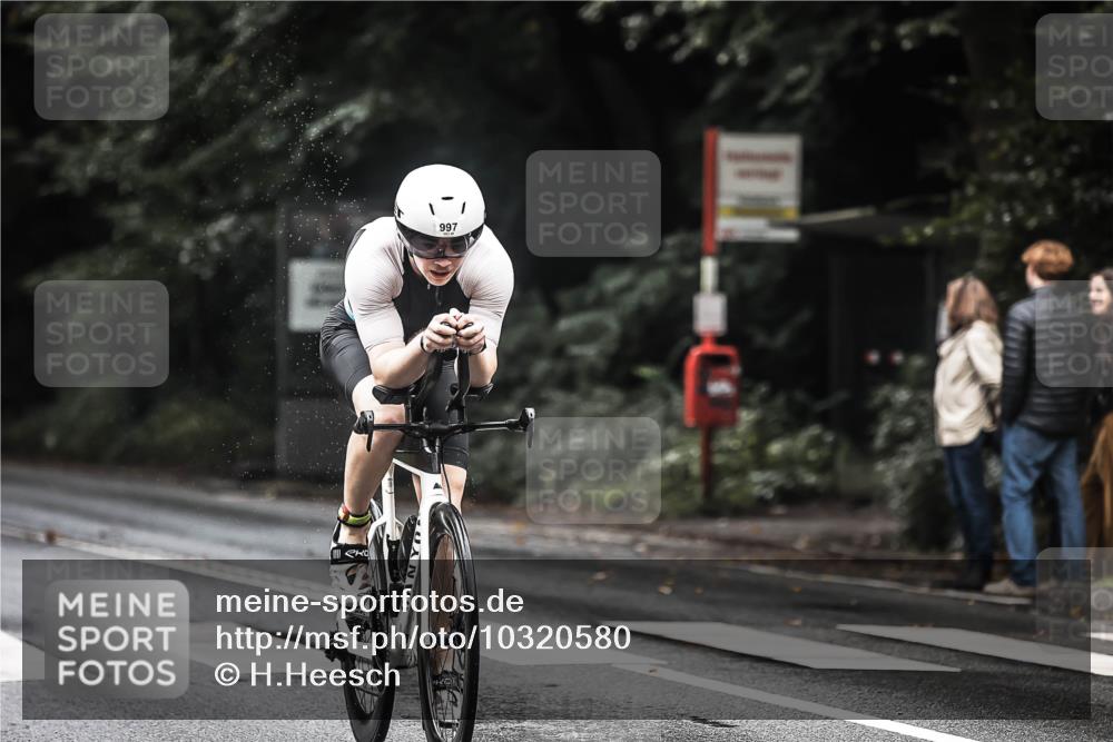 13.09.2026 - Stadtparktriathlon H.Heesch http://msf.ph/oto/10320580 13.09.2026 11:56:55 Radfahren 997, 1030, 1053 meine-sportfotos.de